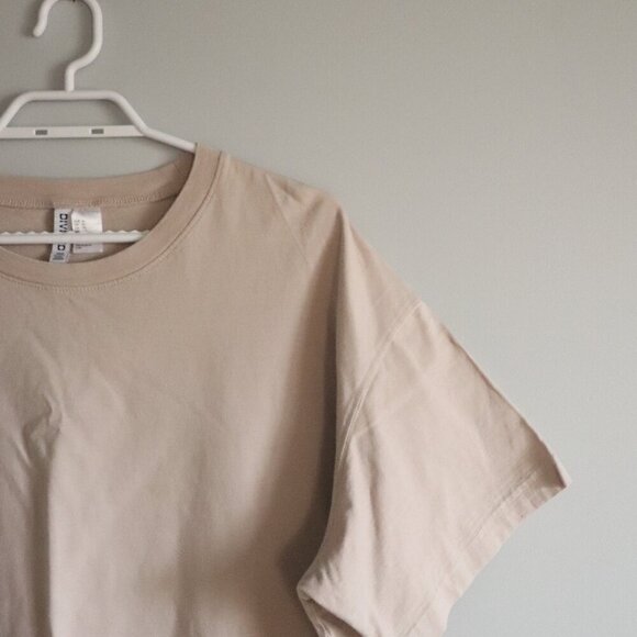 H&M Women's XL Cream Basic 100% Cotton Relaxed Fit Crewneck Short Sleeve T-Shirt - Picture 5 of 10